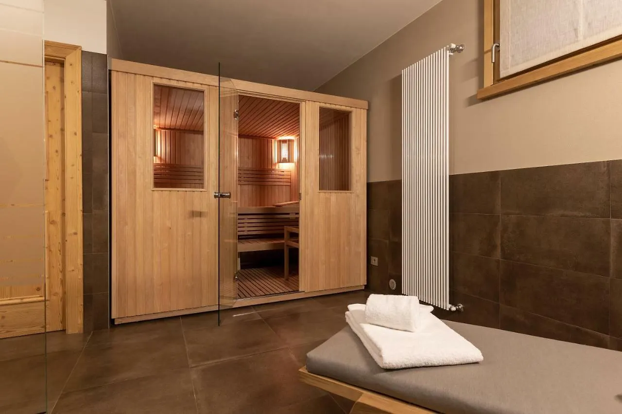 Hotel Ad Residence Bormio 0*,